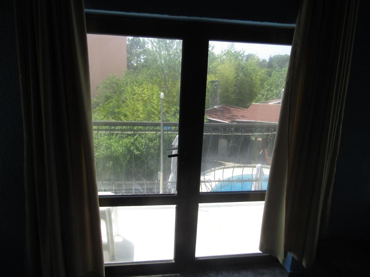 Hostel Papagal Varna Exteriör bild